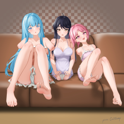 2562151